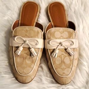 Coach Stassi slides. Size 8. Cream color.